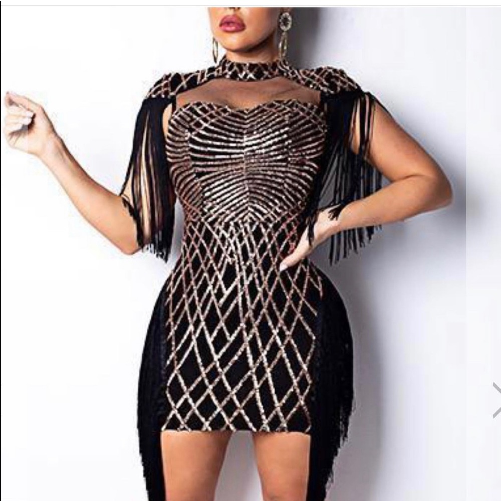 Sequins dress size large but runs small